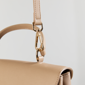 MauricioMacletti_ninomb_Beige_light_alt_7